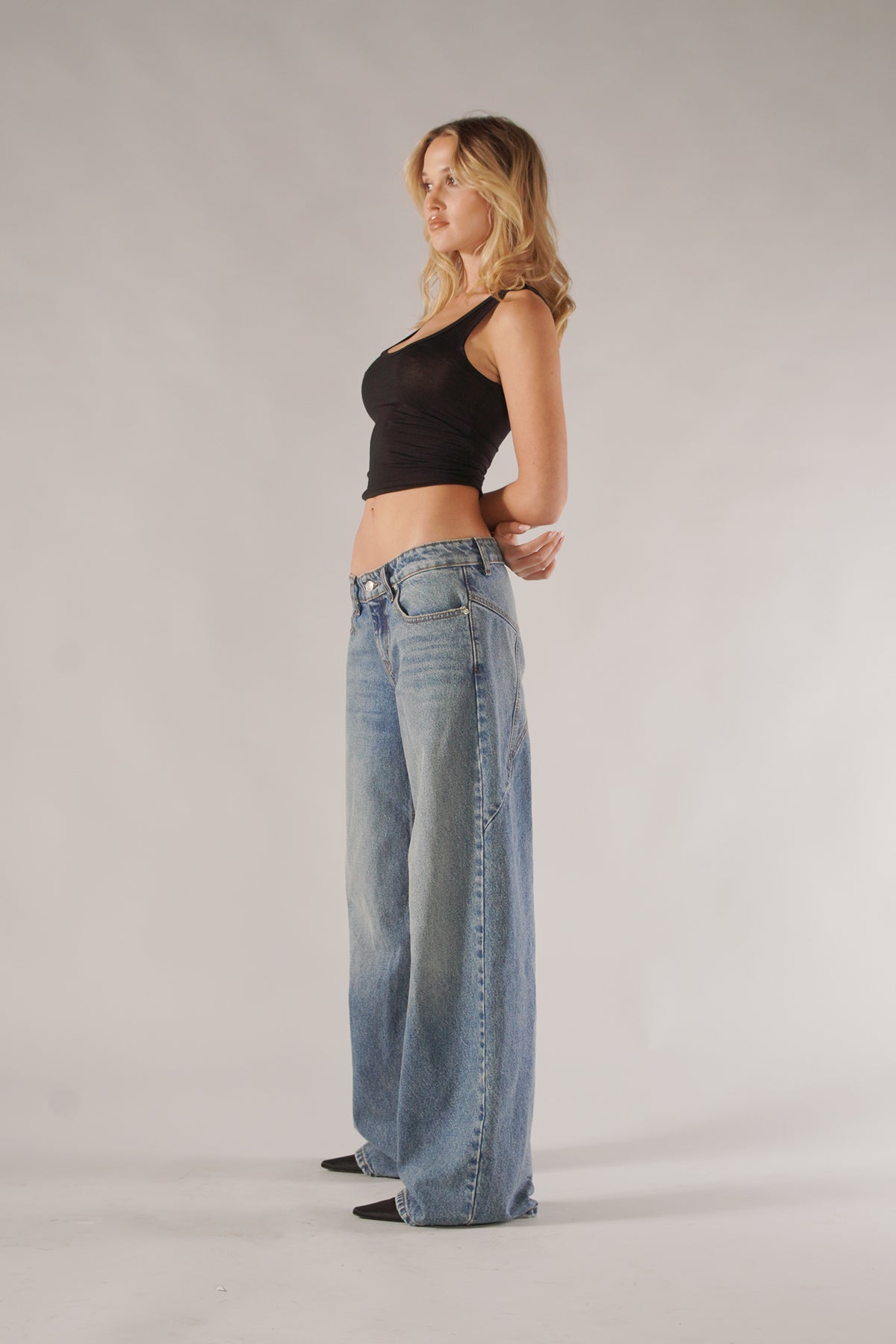 STELLAR JEANS