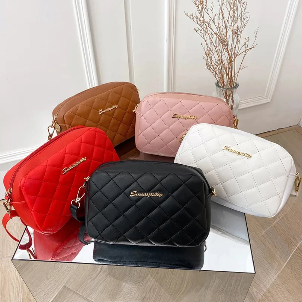 TASSEL SHOULDER BAG